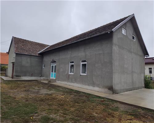Proprietate cu potential investitional in Pischia  190 mp utili, teren 1000 mp